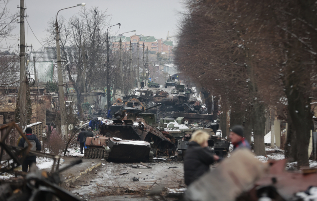 Kiev yakınlarındaki Bucha kasabasından bir görüntü | Fotoğraf: AP